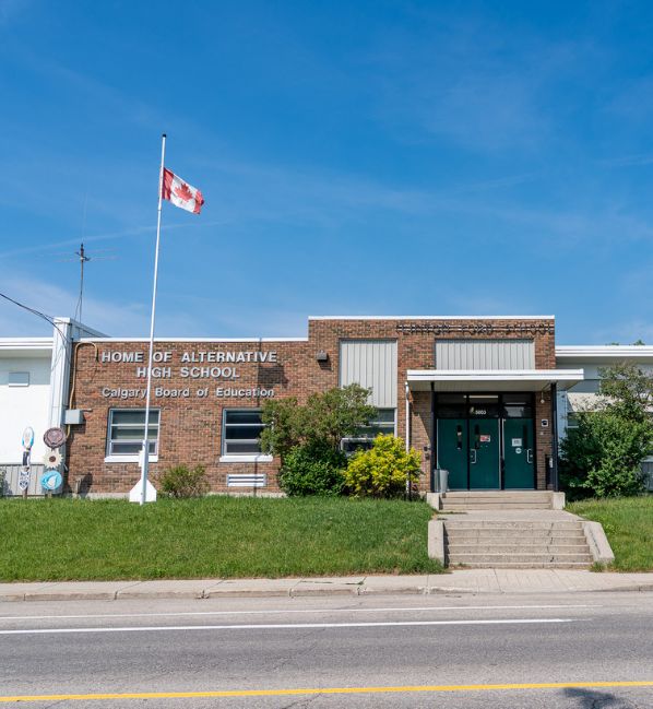 top schools in altadore